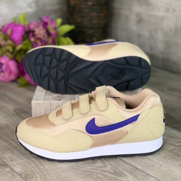 NIKE OUTBURST V - Picture 5 of 6